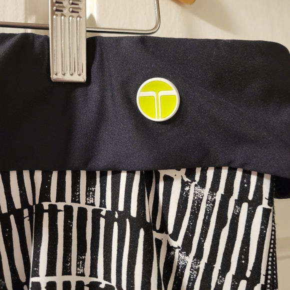 Trina Turk Leggings - Picture 3 of 4